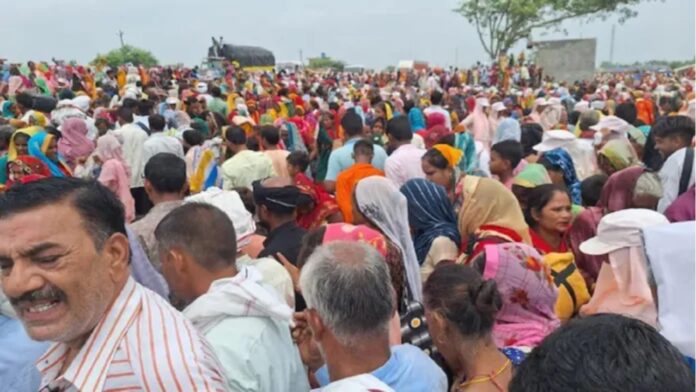 हाथरस भगदड़ मामले में अब तक 6 लोग गिरफ्तार, आयोजक पर एक लाख का इनाम घोषित