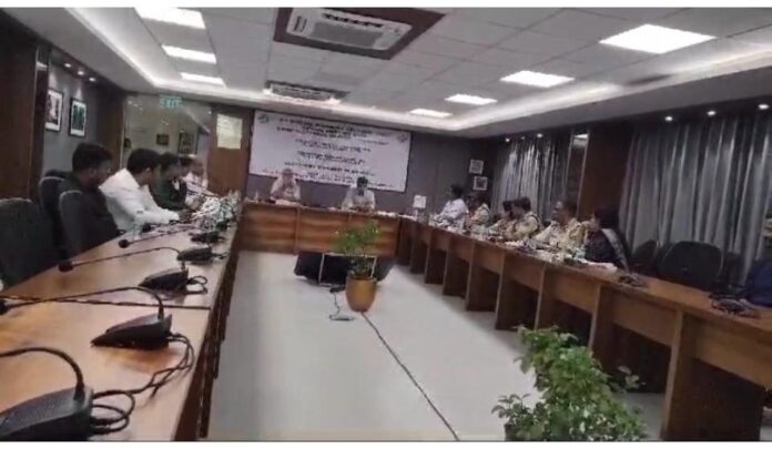 झारखंड में चुनावी सरगर्मी तेज, निर्वाचन आयोग की टीम पहुंची