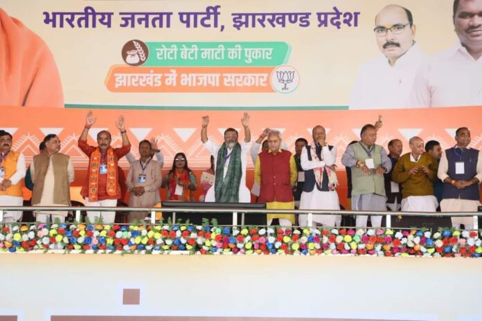 भाजपा की सरकार बनते ही यूपी की तरह माफियाओं पर कसेगी नकेल : आदित्यनाथ योगी