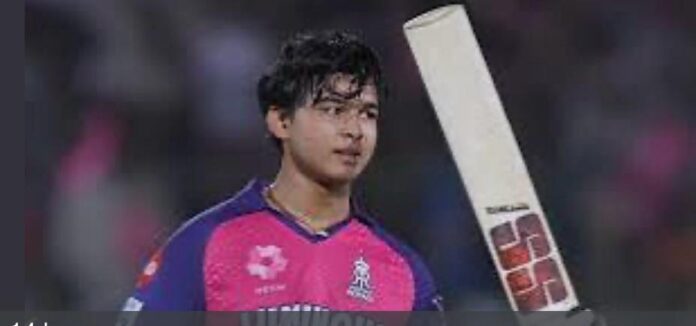 IPL में सबसे कम उम्र में शतक लगाने वाले वैभव सूर्यवंशी को मुख्यमंत्री ने फोन कर दी बधाई. बिहार सरकार वैभव को 10 लाख रुपए देने की घोषणा.