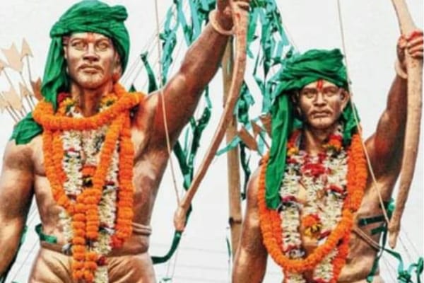 भोगनाडीह में संताल और पुलिस के बीच झड़प, चली तीर और गोली!