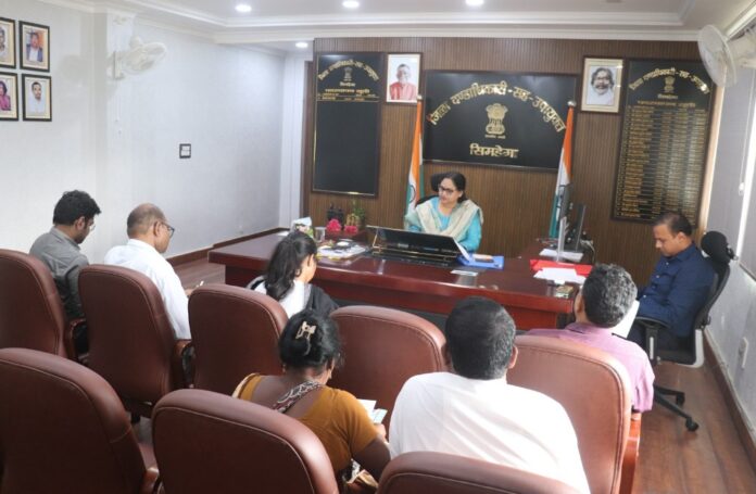 सिमडेगा में कृषि योजनाओं की समीक्षा, DC कंचन सिंह ने अधिकारियों को दिए सख्त निर्देश